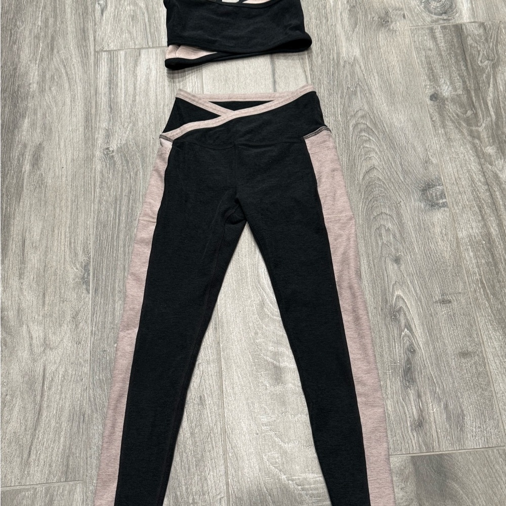 Beyond yoga Black and tan Activewear Set-XS